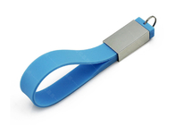 Il rifornimento della fabbrica ha personalizzato il polso USB di colore del blu di logo 64G 3,0 con l'imballaggio del contenitore di latta